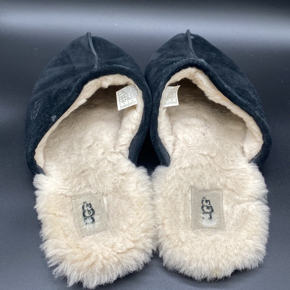 Ugg Scuff Black  Slippers - Men's size 12 - Picture 3 of 7